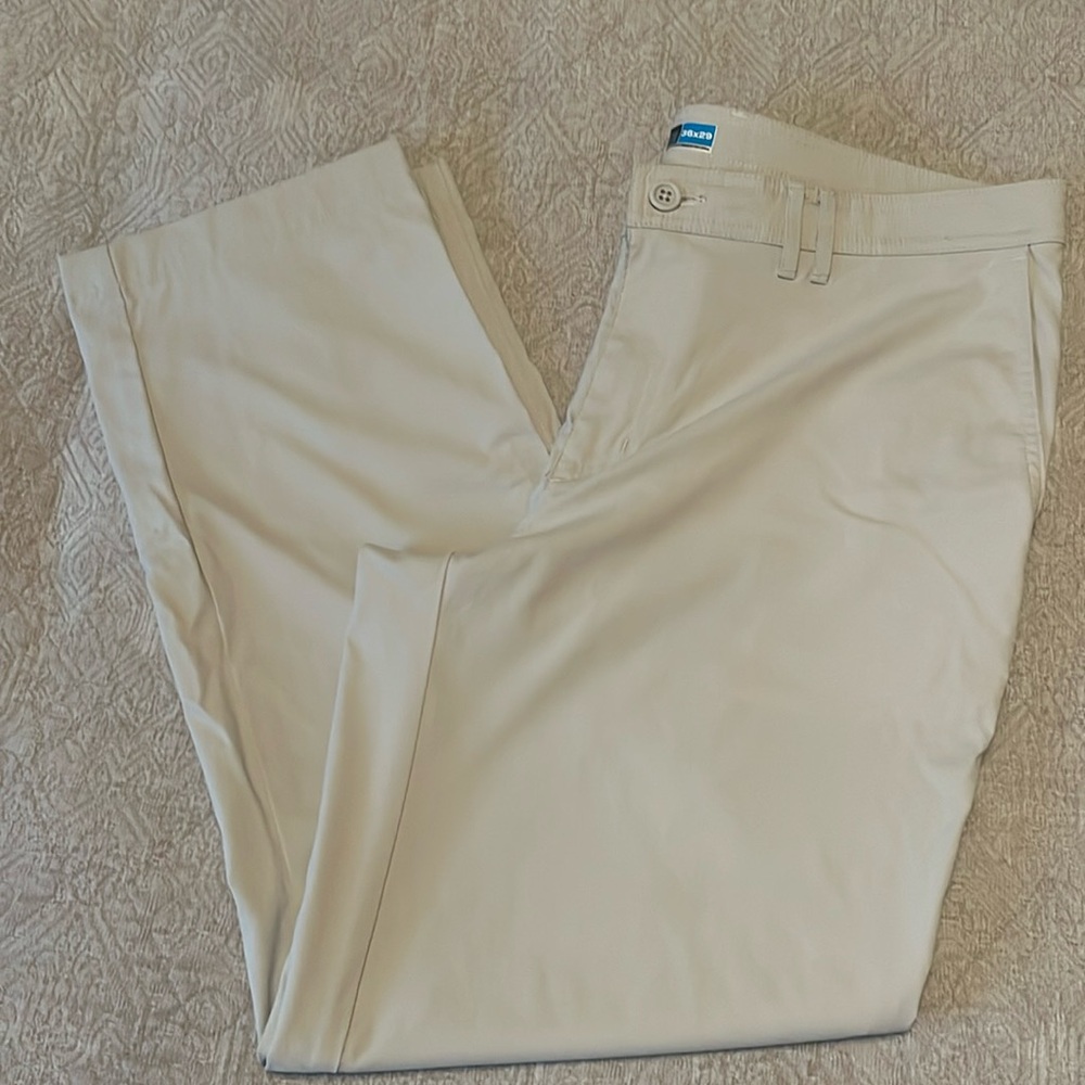 Round tree and York nylon chinos